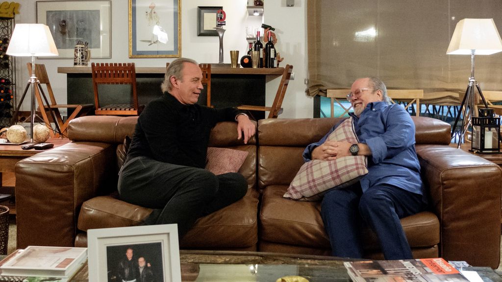 Los actores de 'Perfectos desconocidos' visitan a Bertín Osborne en 'Mi casa es la tuya'.