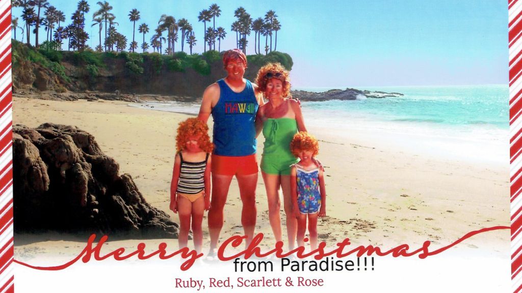 Llevan 14 años mandando Christmas hilarantes