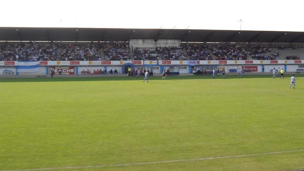 Tres jugadores de la Arandina Club de Fútbol, detenidos por un presunto delito sexual Tres jugadores de la Arandina Club de Fútbol, detenidos por un presunto delito sexual