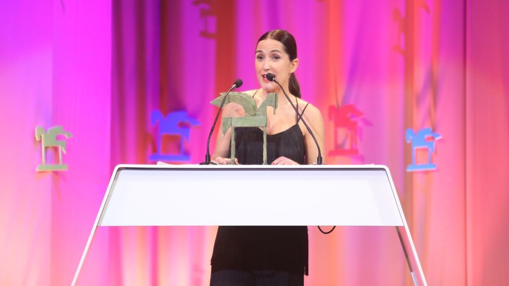 Virginia Díaz, directora de '180º' (Radio3). Mejor presentador o programa de radio musical.