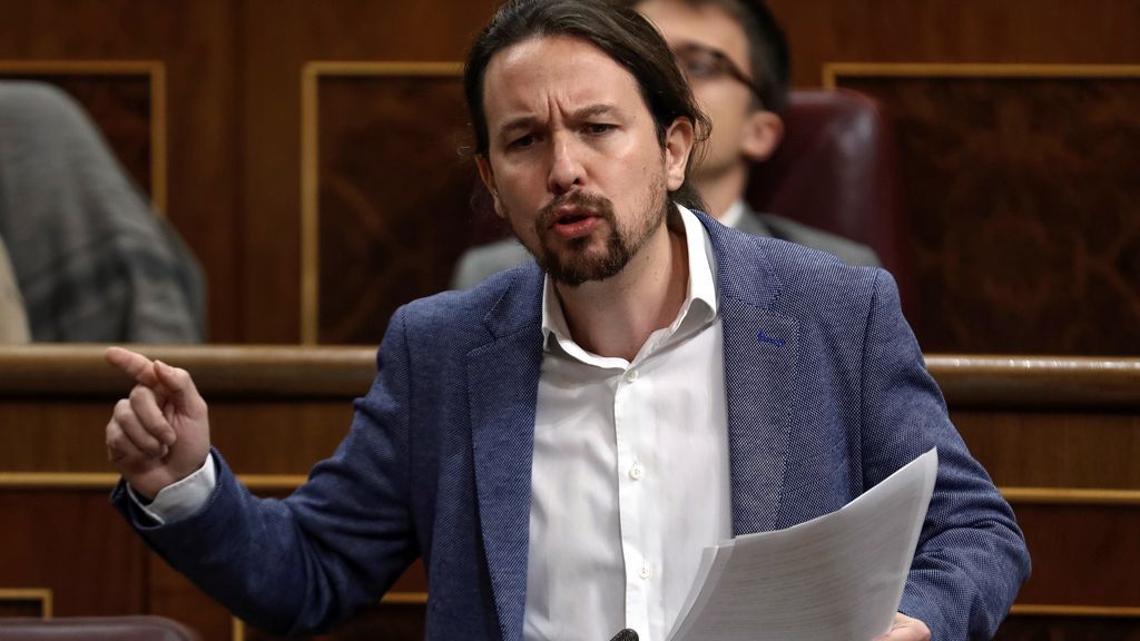 Iglesias echa en cara a Rajoy que un "descerebrado fascista" haya usado un tanque para amenazarle