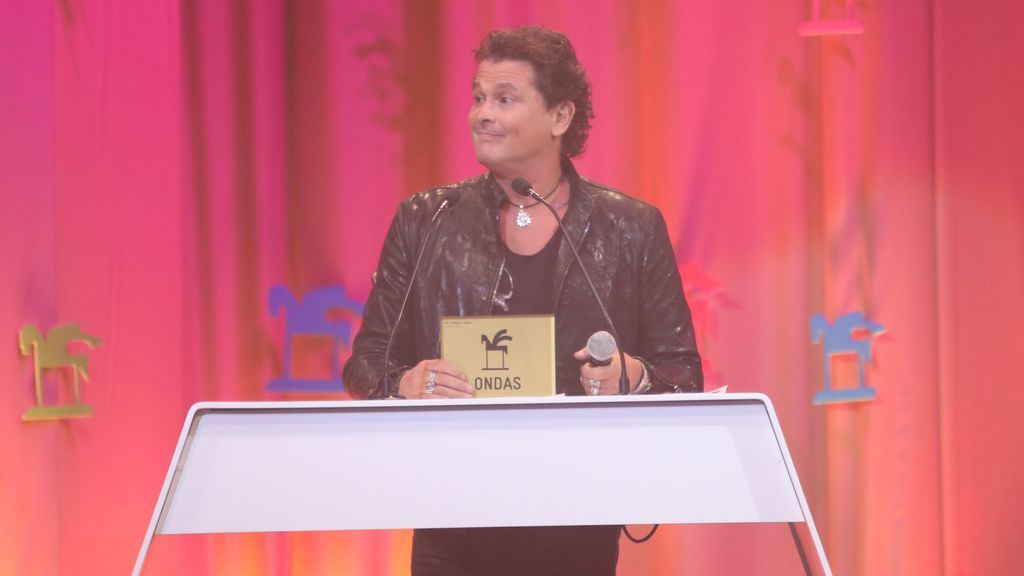 Carlos Vives. Mención especial.