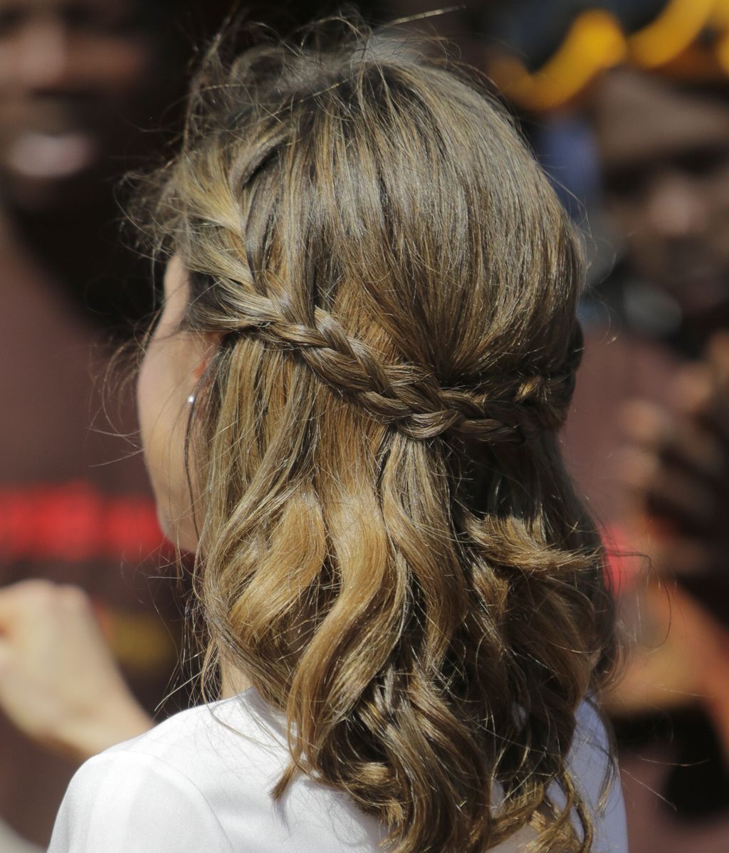 La originalidad estuvo en su recogido trenzado y desenfadado