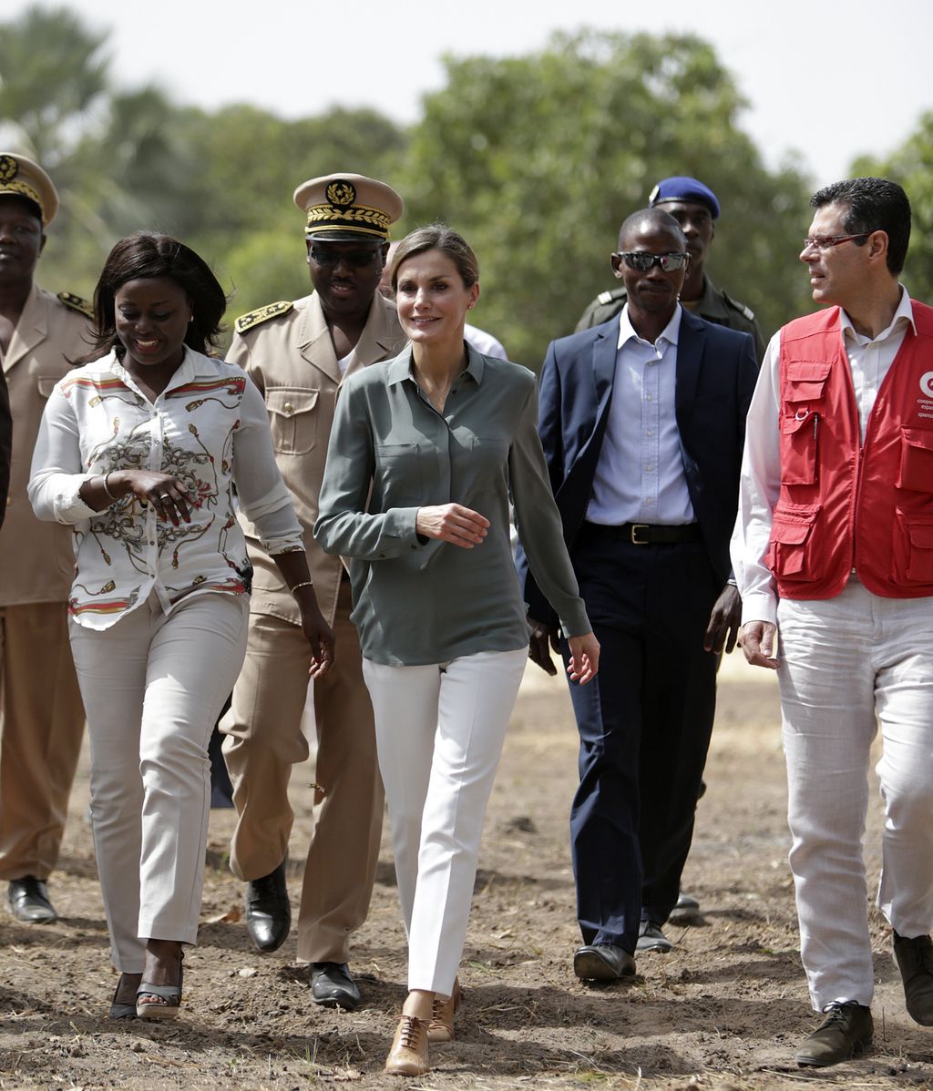 La clave de su look casual: zapatos óxford con tacón ancho