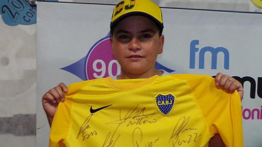 Uriel, portero de 11 años, fingió una lesión para que su suplente pudiera diputar la final 👏👏👏 Uriel, portero de 11 años, fingió una lesión para que su suplente pudiera diputar la final 👏👏👏