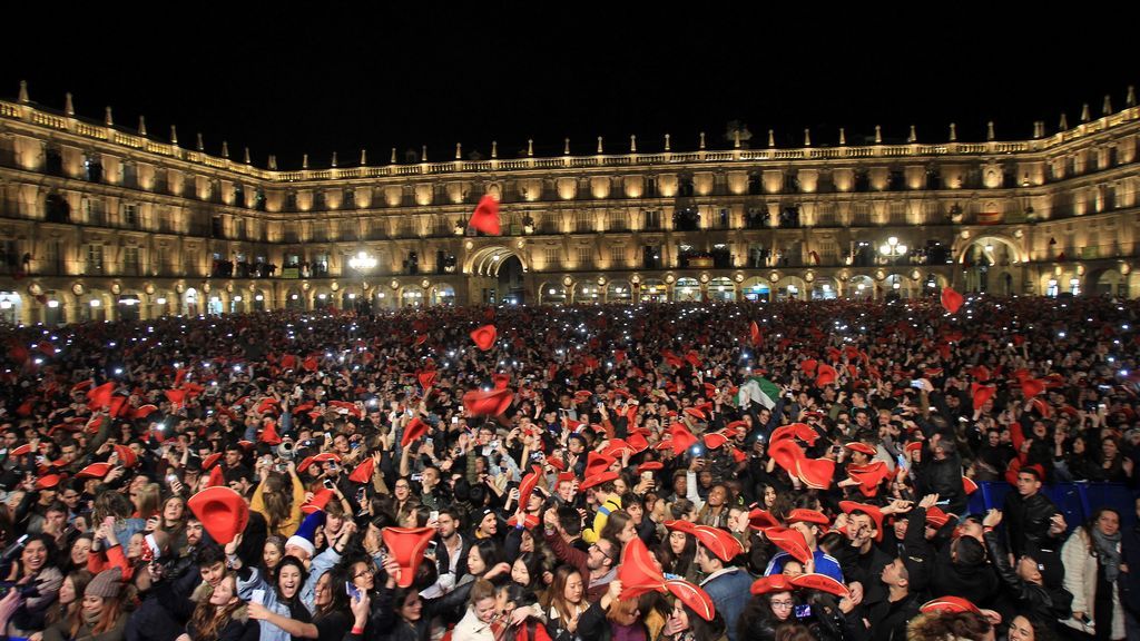 Salamanca celebra su  Nochevieja universitaria