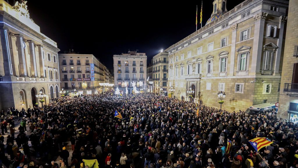 Miles de personas se concentran en Barcelona para pedir la libertad de ...