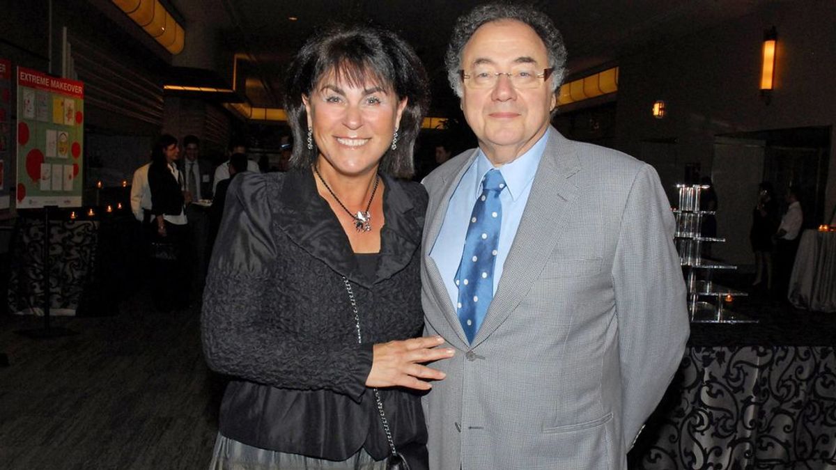 El millonario canadiense Barry Sherman y su mujer, hallados muertos en su casa de Toronto