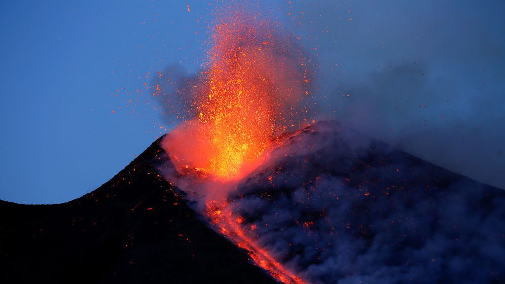 La erupción del etna, en Sicilia (1 marzo)