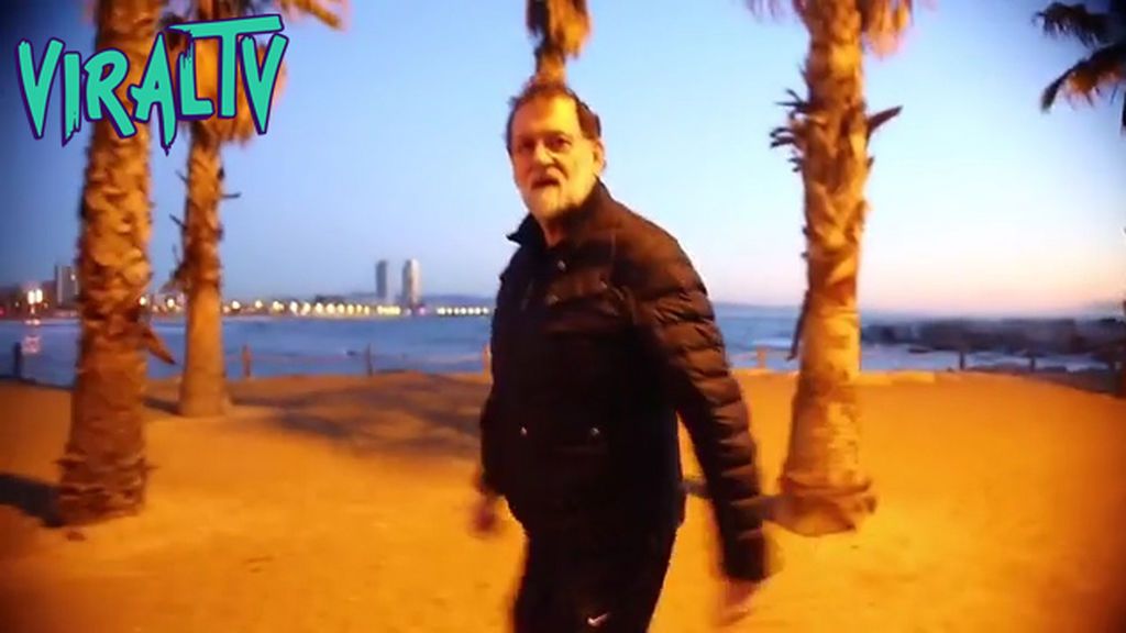 A Rajoy le entran las prisas por resolver el conflicto catalán y Twitter le anima ¡Corre, Mariano, corre!