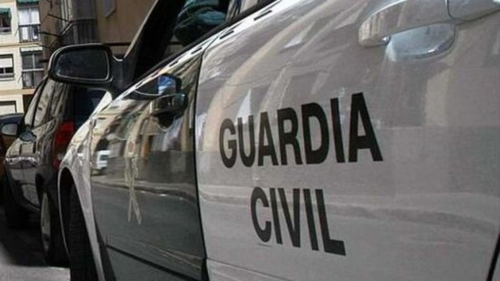 Encuentran un coche con huesos en un embalse de Córdoba al descender su nivel