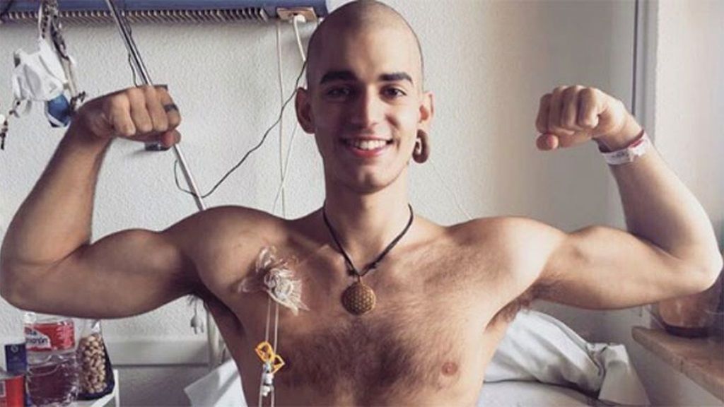 Pablo Ráez, "siempre fuerte" en su lucha contra la leucemia (25 de febrero)