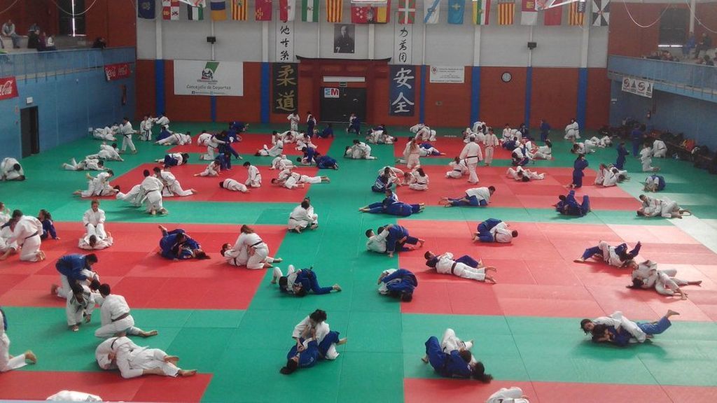 El judo y el fútbol, los deportes que mayor autoconfianza dan a los adolescentes