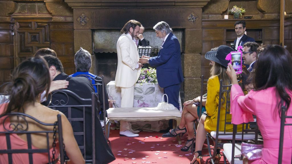 Fermín y Vicente se dan el ‘sí, quiero’ en el desenlace de la décima temporada de ‘La que se avecina’