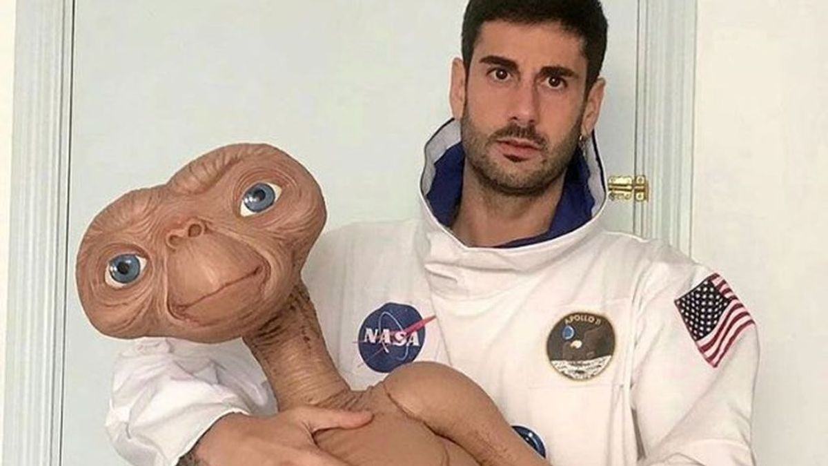 Melendi ha secuestrado a E.T. y por aquí sí que no pasamos