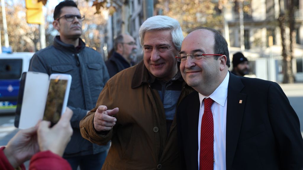 La jornada electoral en Cataluña en imágenes