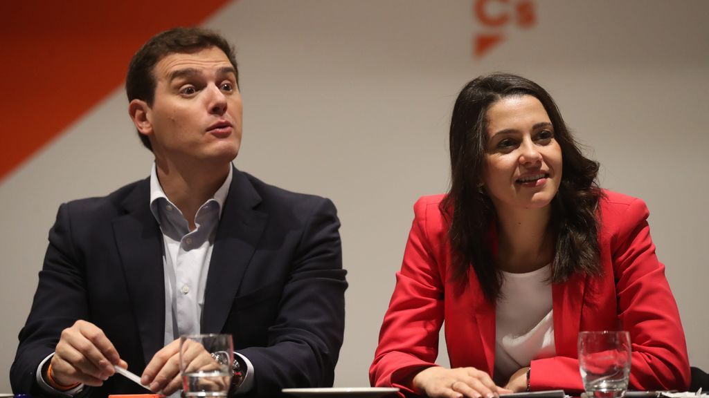 Ciudadanos logra una victoria histórica en Cataluña y arrasa con el Partido Popular