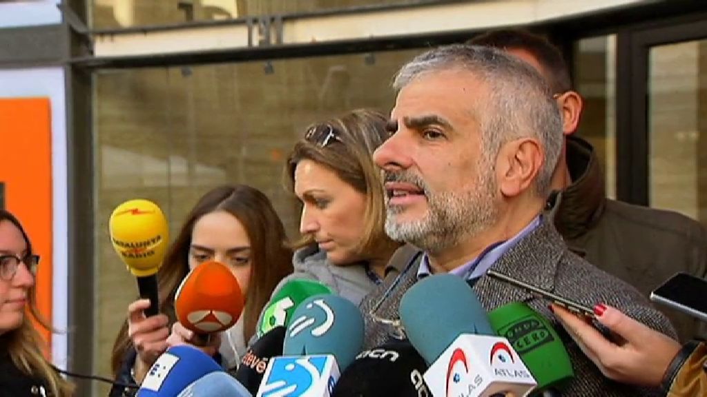 Carrizosa: "Puigdemont no puede hacer de presidente mientras esté fugado de la Justicia"