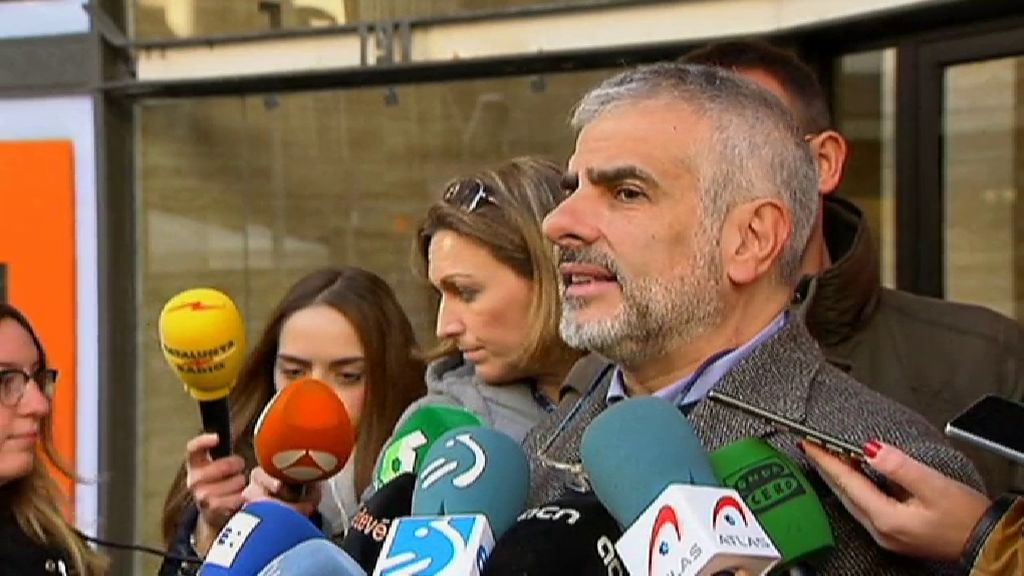 Carrizosa: "Puigdemont no puede hacer de presidente mientras esté fugado de la Justicia"