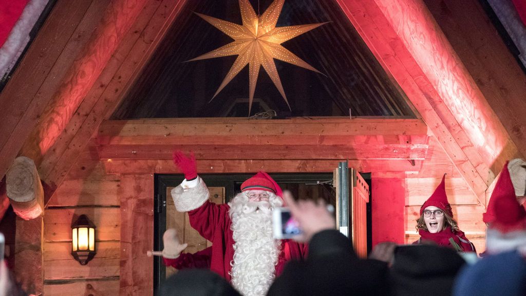 Papá Noel inaugura oficialmente la Navidad con su tradicional discurso