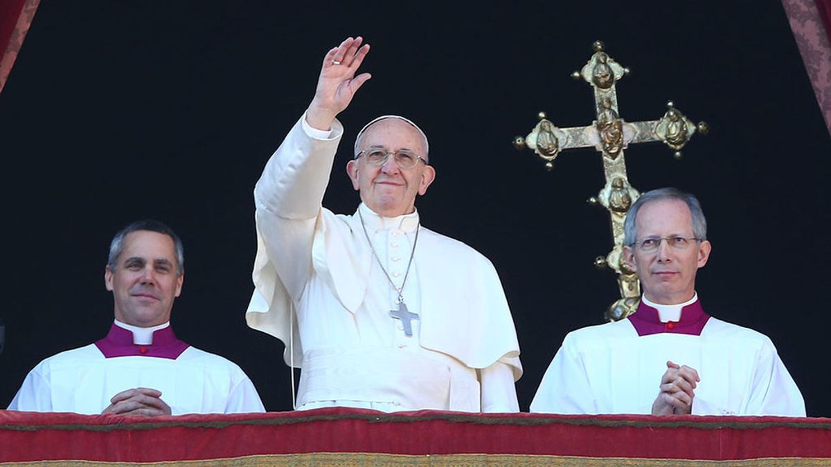El Papa invoca paz y seguridad en un mundo "azotado por vientos de guerra"