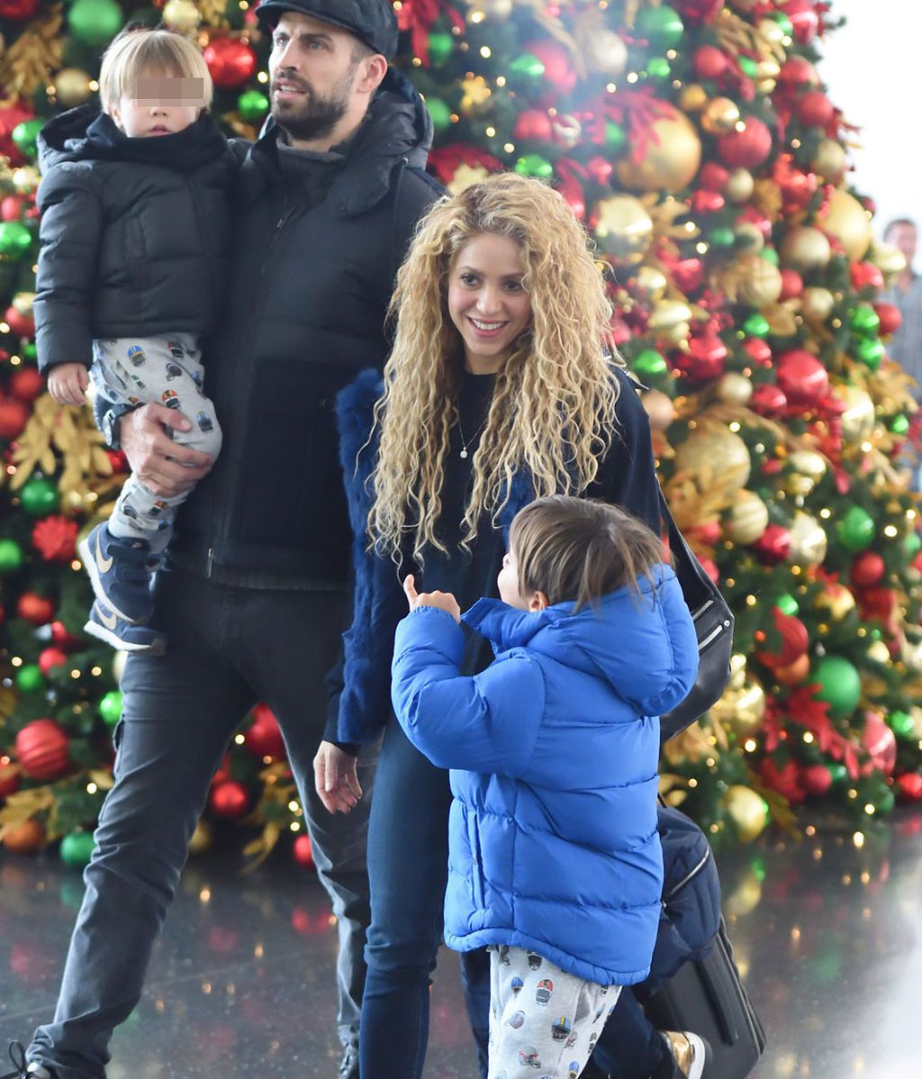 Shakira, Piqué, Milan y Sasha: la navidad 😍😍 de los Piqué Mebarak en Nueva York