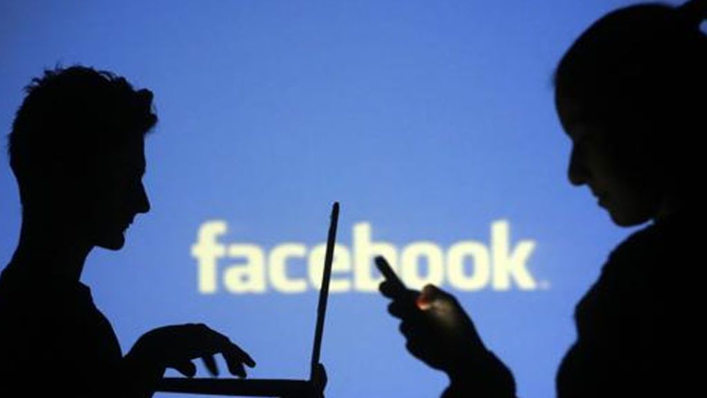 Cazadores de mitos en la red: ¿Se puede saber quién visita tu perfil de Facebook?