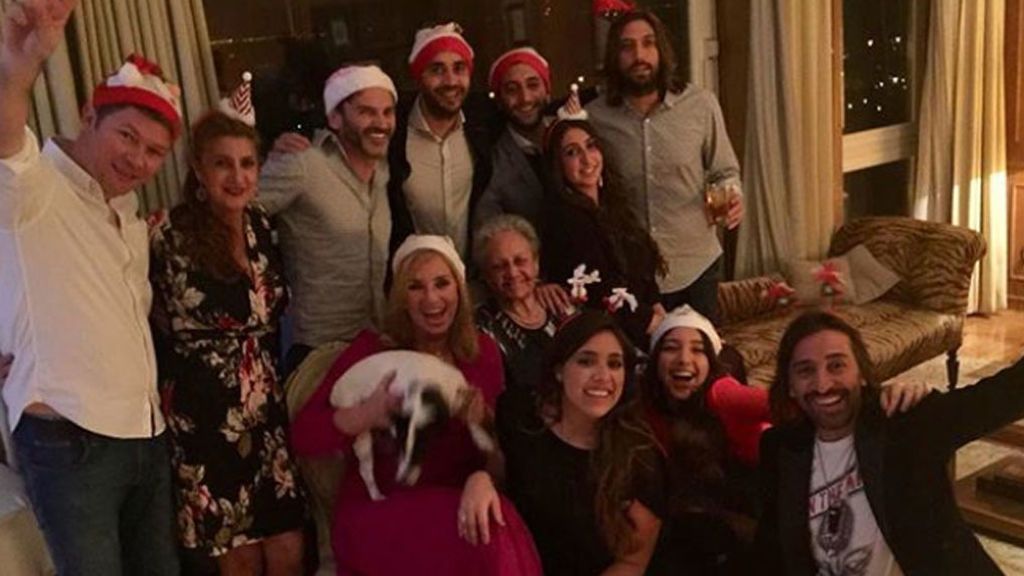 Un recuperado Antonio Carmona pasó la Nochebuena en familia, con Fernando Tejero y Rosario