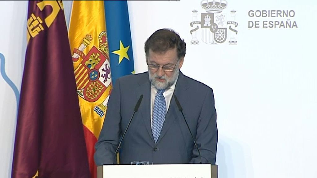 Rajoy avisa de que el mayor enemigo del crecimiento económico es la inseguridad jurídica y la incertidumbre política