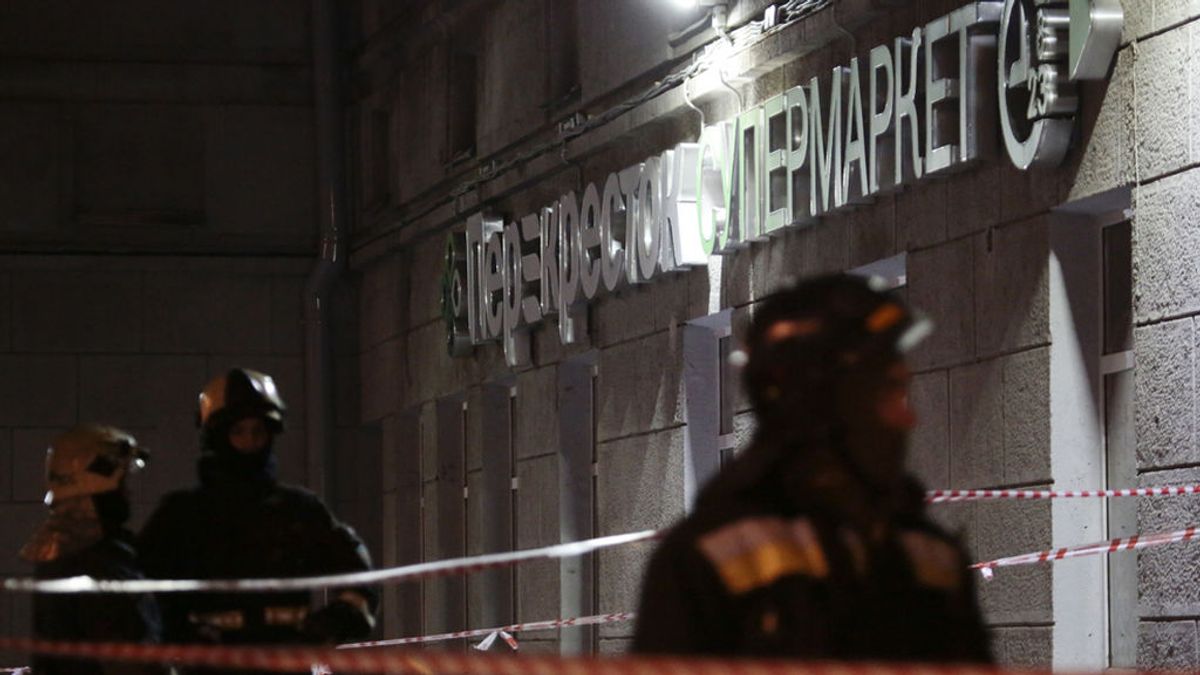 Nueve heridos por la explosión de un artefacto en un supermercado en San Petersburgo