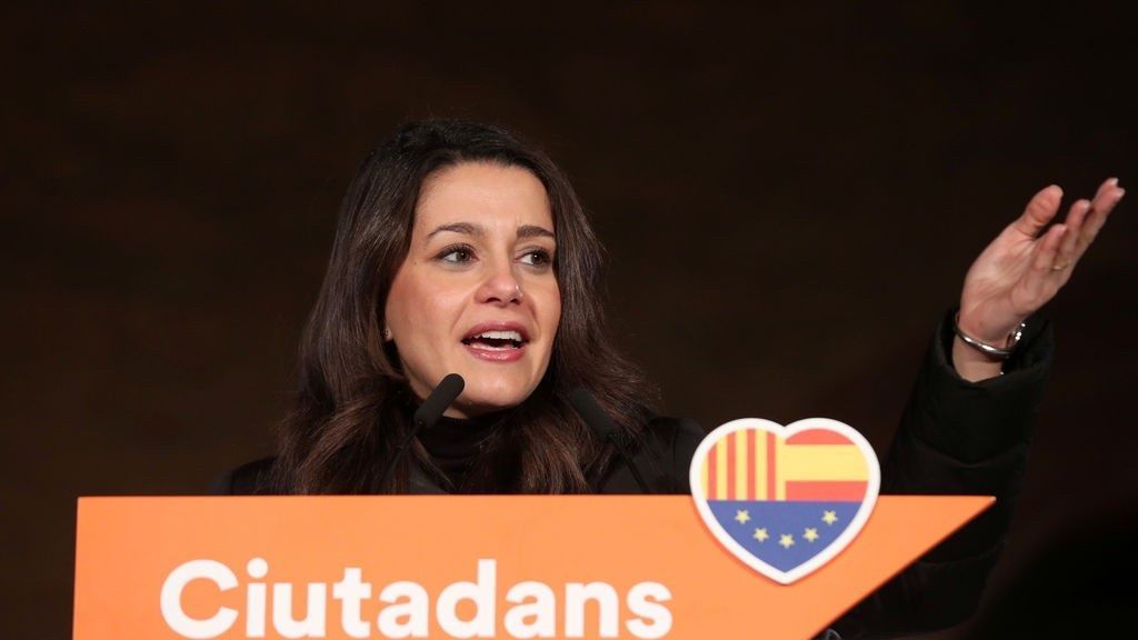 Ciudadanos, presionado para intentar formar gobierno en Cataluña, pide la presidencia de la Cámara