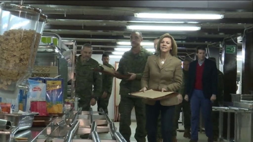 Cospedal visita a las tropas en Líbano