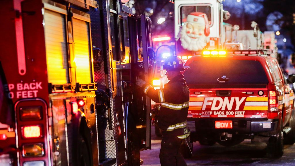 El edificio incendiado en Nueva York incumplía la normativa antiincendios