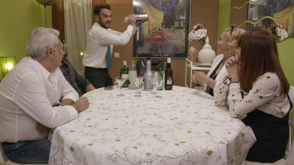 Pablo, Paco, Ana, Jessica y Antonio, los concursantes de 'Ven a cenar conmigo' en la primera semana de 2018.