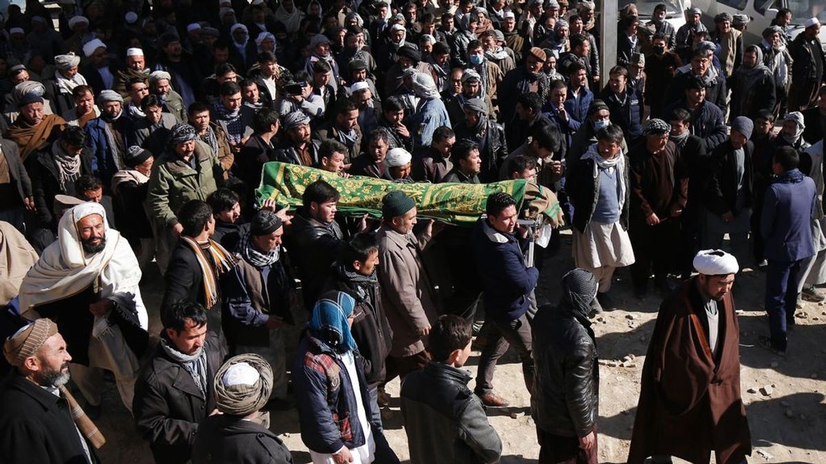 Seis muertos y 15 heridos al estallar una bomba durante un funeral en Afganistán