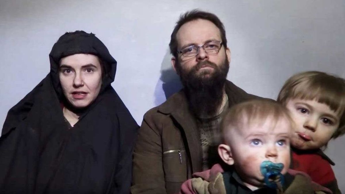 Imputado por agresión sexual Joshua Boyle, el secuestrado con su mujer durante cinco años por los talibán