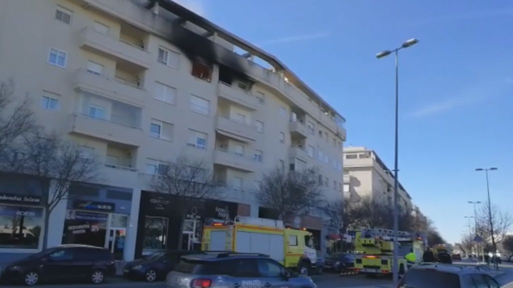 Una mujer de 52 años fallece en el incendio de su vivienda en Jerez de la Frontera
