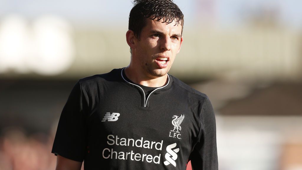 ¡Escándalo en el Liverpool! Flanagan ha sido acusado por la policía británica de agredir a su novia