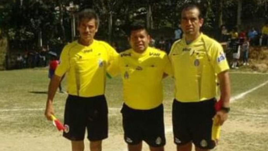 Conmoción en México por la muerte de un árbitro tras la brutal agresión de un futbolista Conmoción en México por la muerte de un árbitro tras la brutal agresión de un futbolista