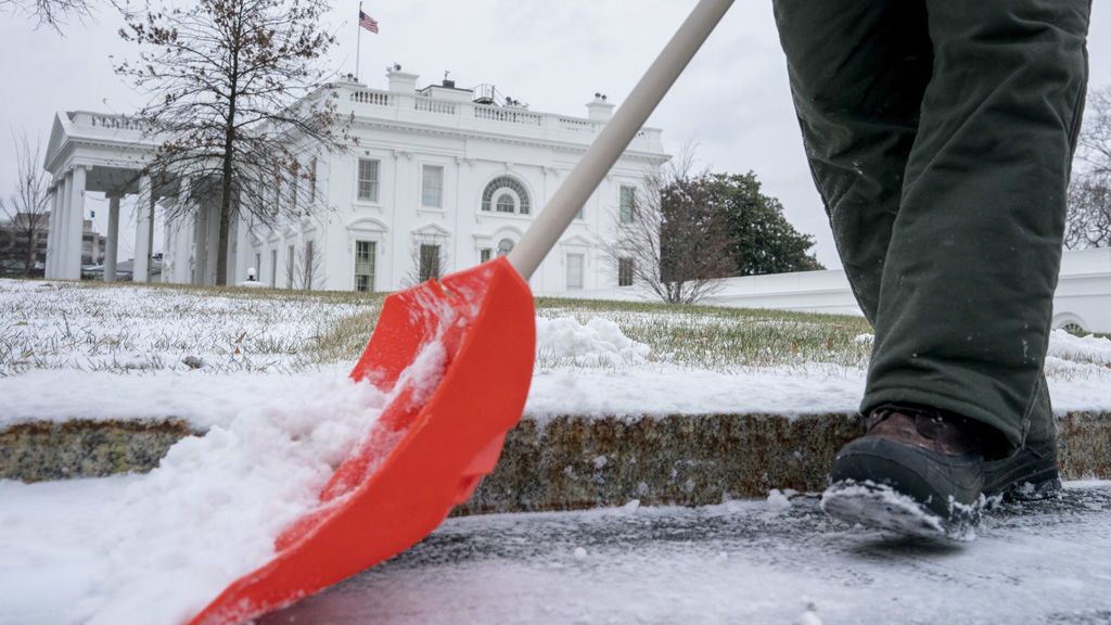 Hasta que el mercurio se recupere, el inicio de las clases se ha suspendido en varios estados.