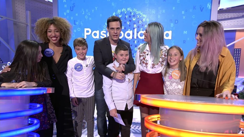 Las chicas de Sweet California se enfrentan en 'Pasapalabra' en un rosco especial con premio doble