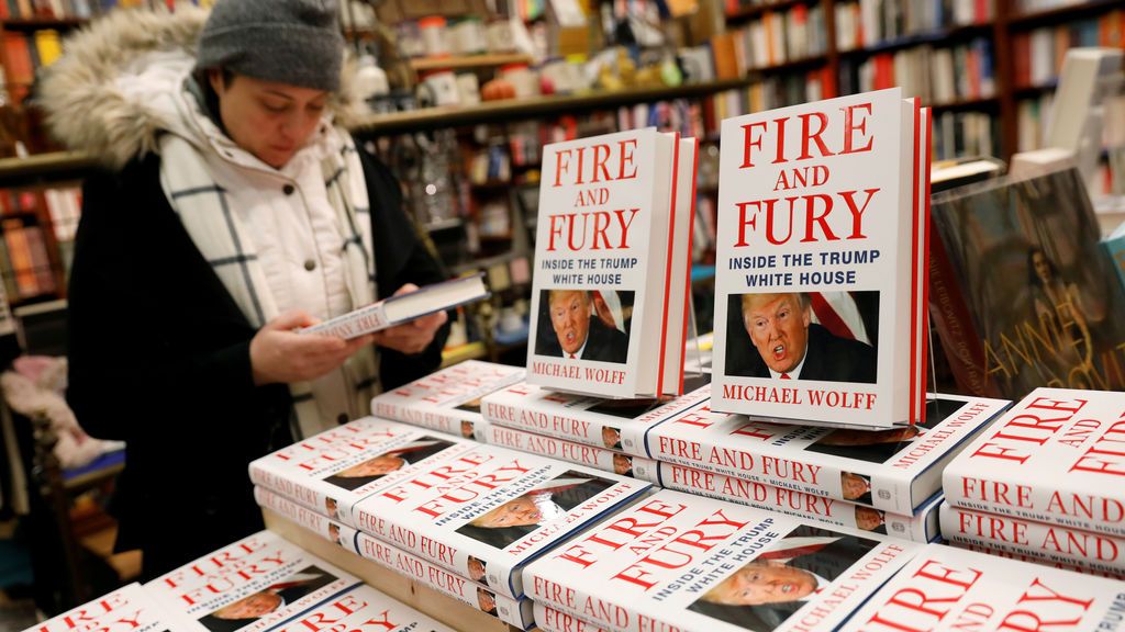 Locura en Washington por hacerse con el libro que ridiculiza a Trump