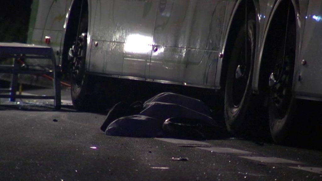 Un motorista y un conductor de autobús mueren al chocar frontalmente en Guipúzcoa