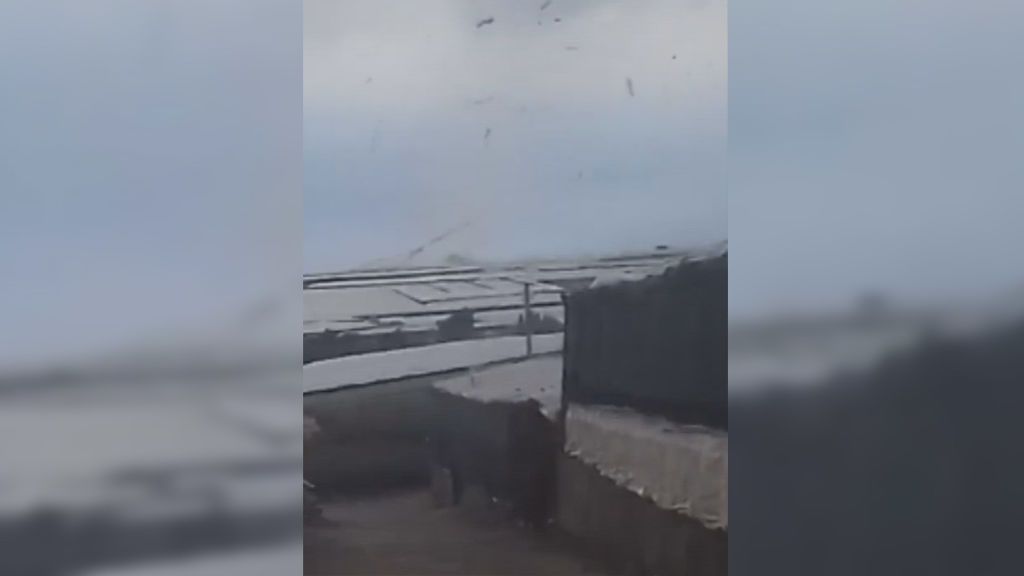Un tornado arrasa varios invernaderos en El Ejido, Almería