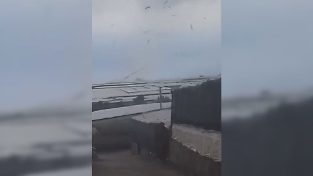 Un tornado arrasa varios invernaderos en El Ejido, Almería