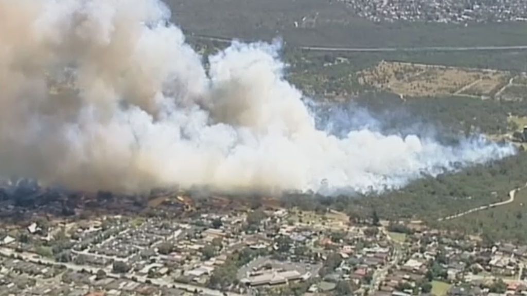Cientos de evacuados en Australia por los incendios a causa de una ola de calor