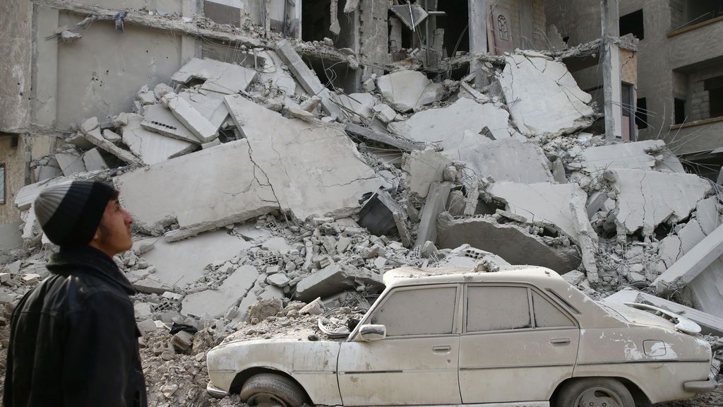 Ataque con coche bomba en la ciudad siria de Idlib:  Mueren una veintena de personas