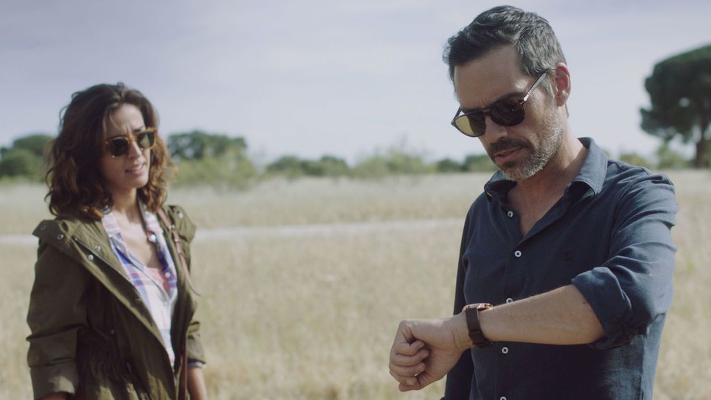 Inma Cuesta (Lucía) y Filipe Duarte (Paul Bresson) en 'El accidente'.
