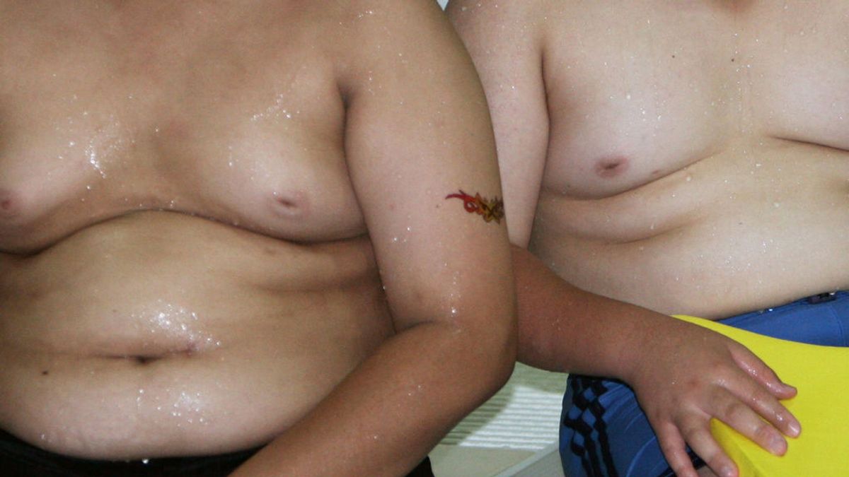 Un estudio evidencia que los niños con sobrepeso subestiman su tamaño corporal