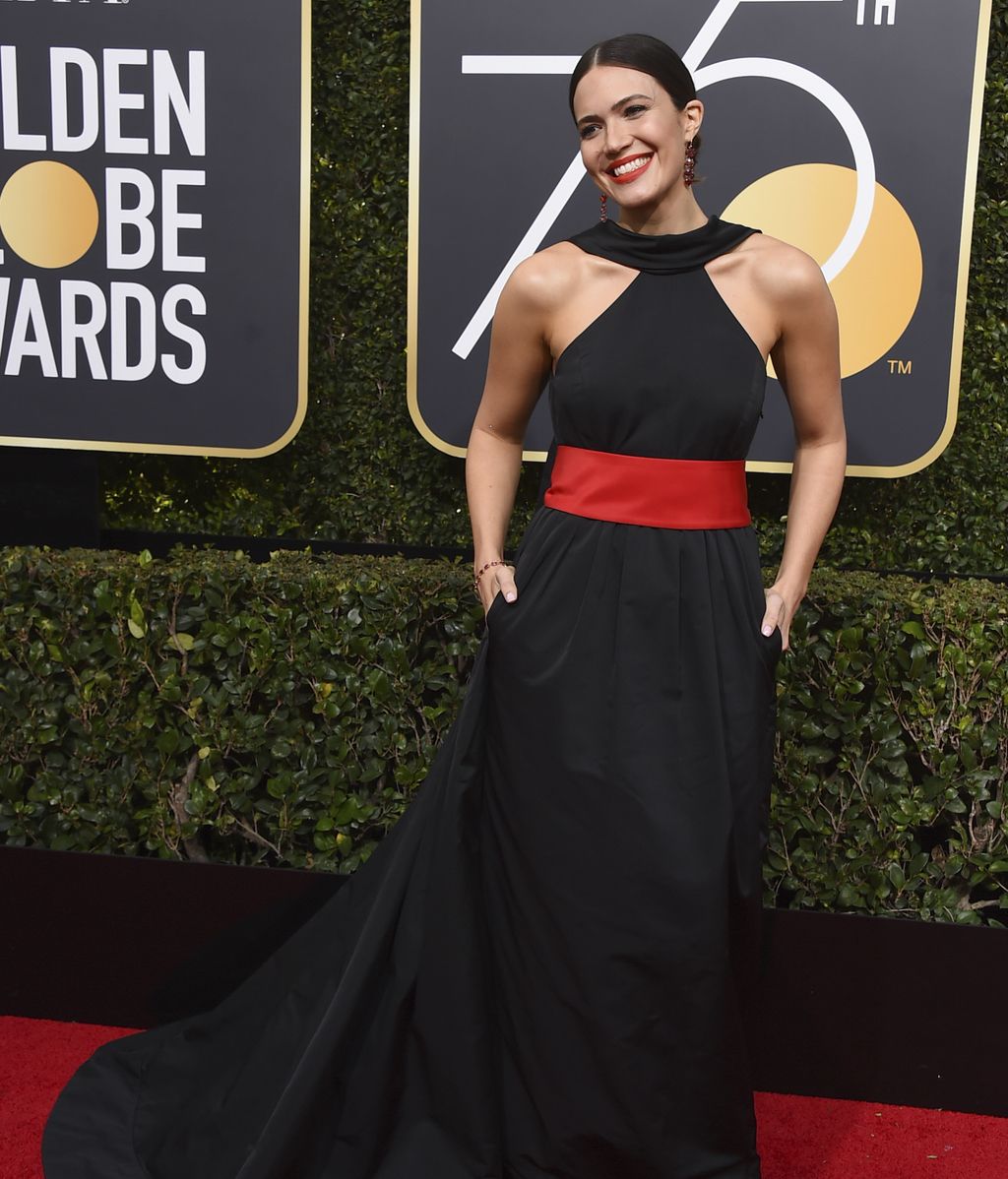 La alfombra 'negra' de los Globos de Oro contra el abuso sexual, foto a foto